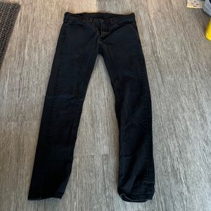 Black Levi Jeans. 32x34. Fits more like 30x32